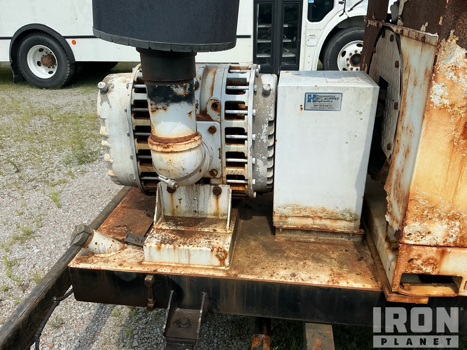 2012 Pj Trailers HAWK SUPPLY