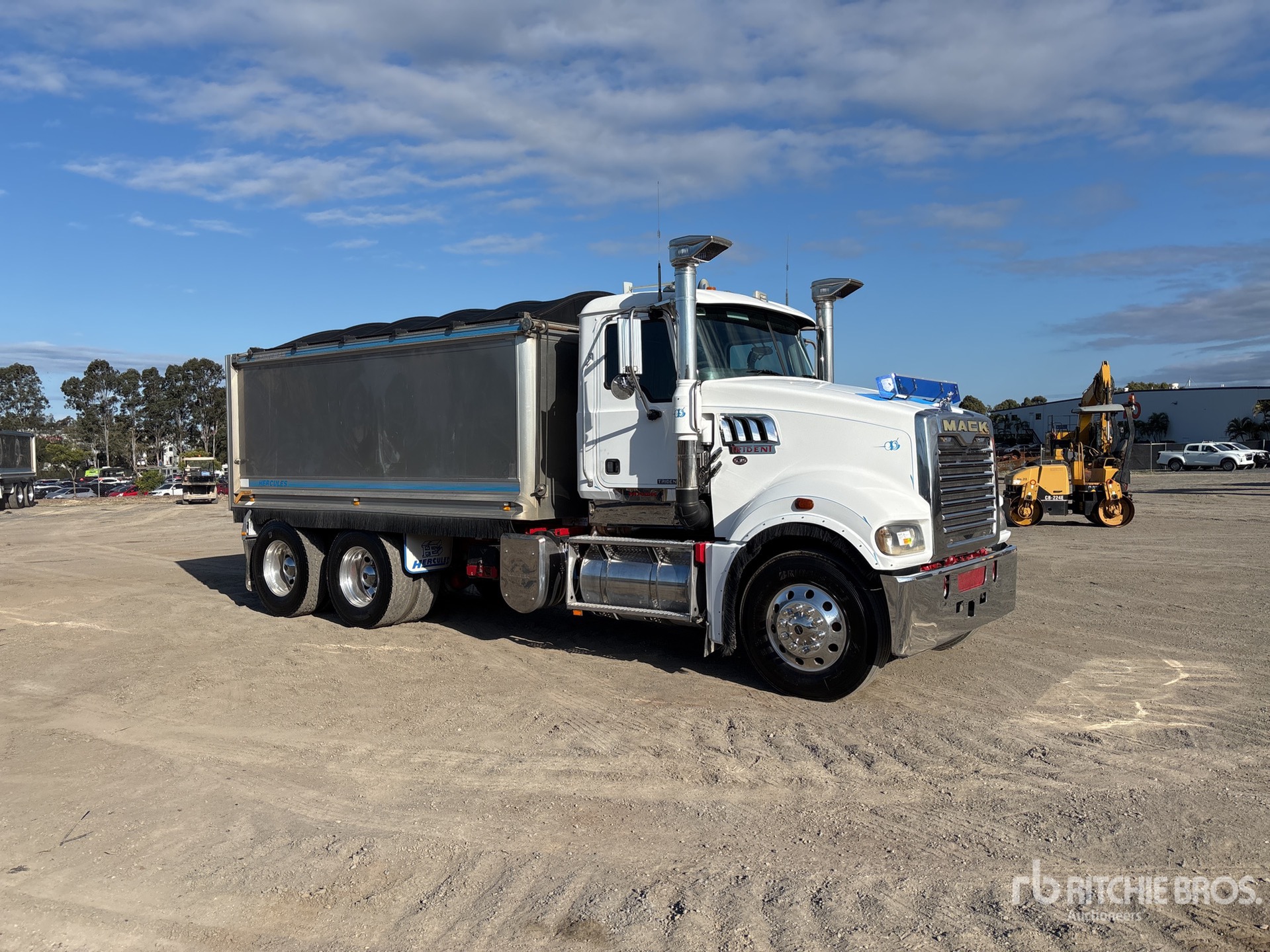2019 Mack CMHR TRIDENT