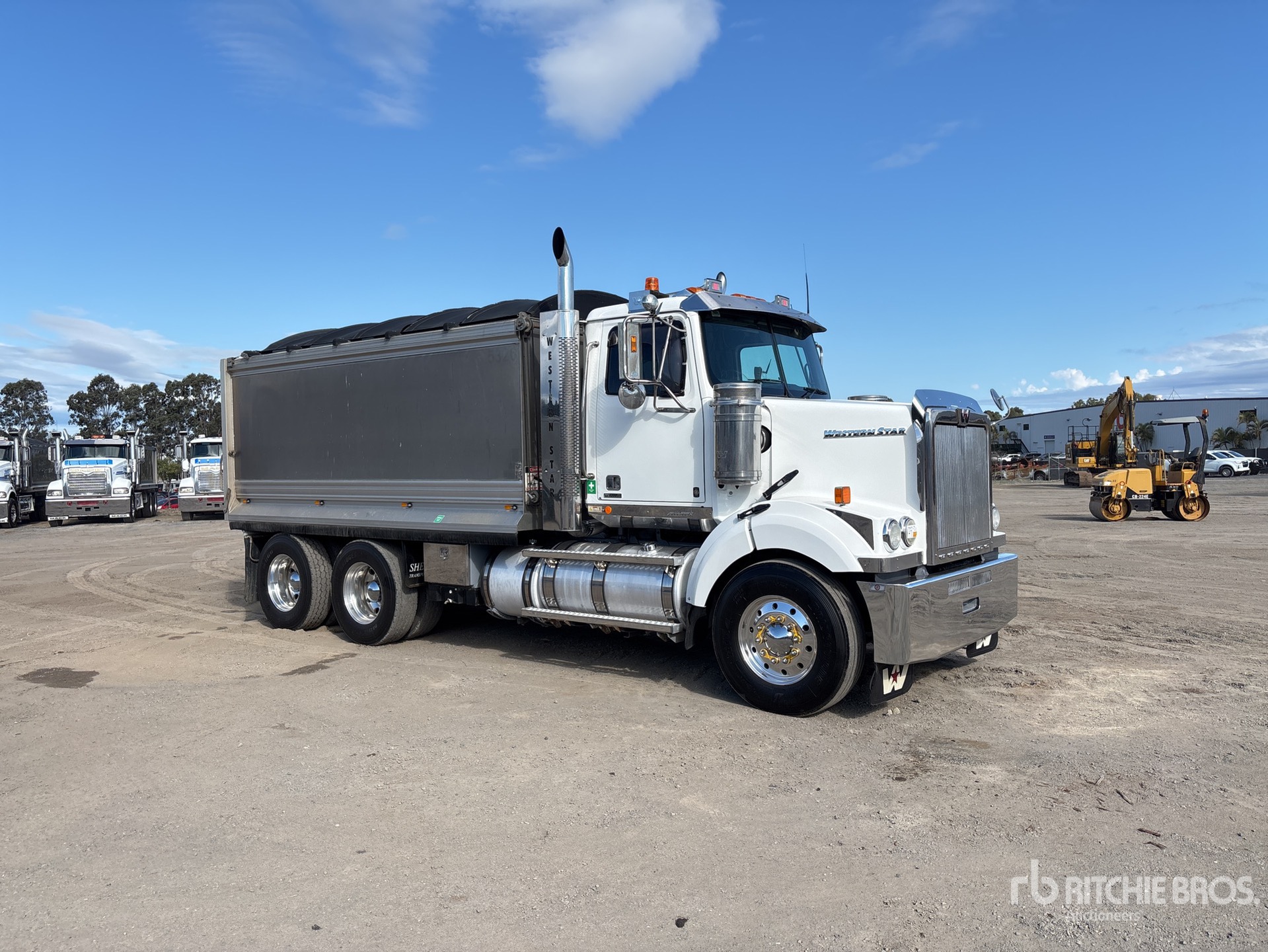 2017 Western Star 4800FS/2