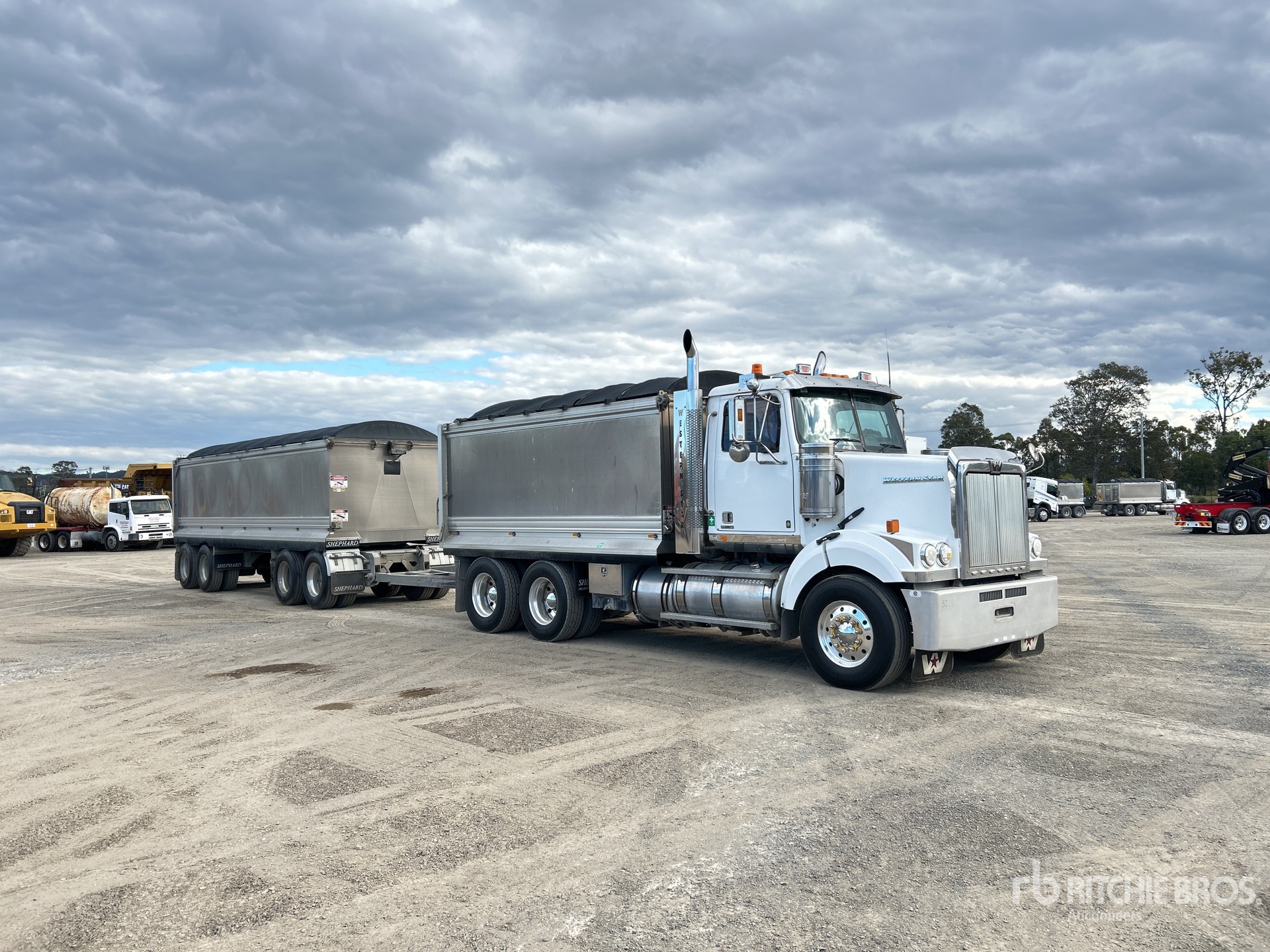 2017 Western Star 4800FS/2
