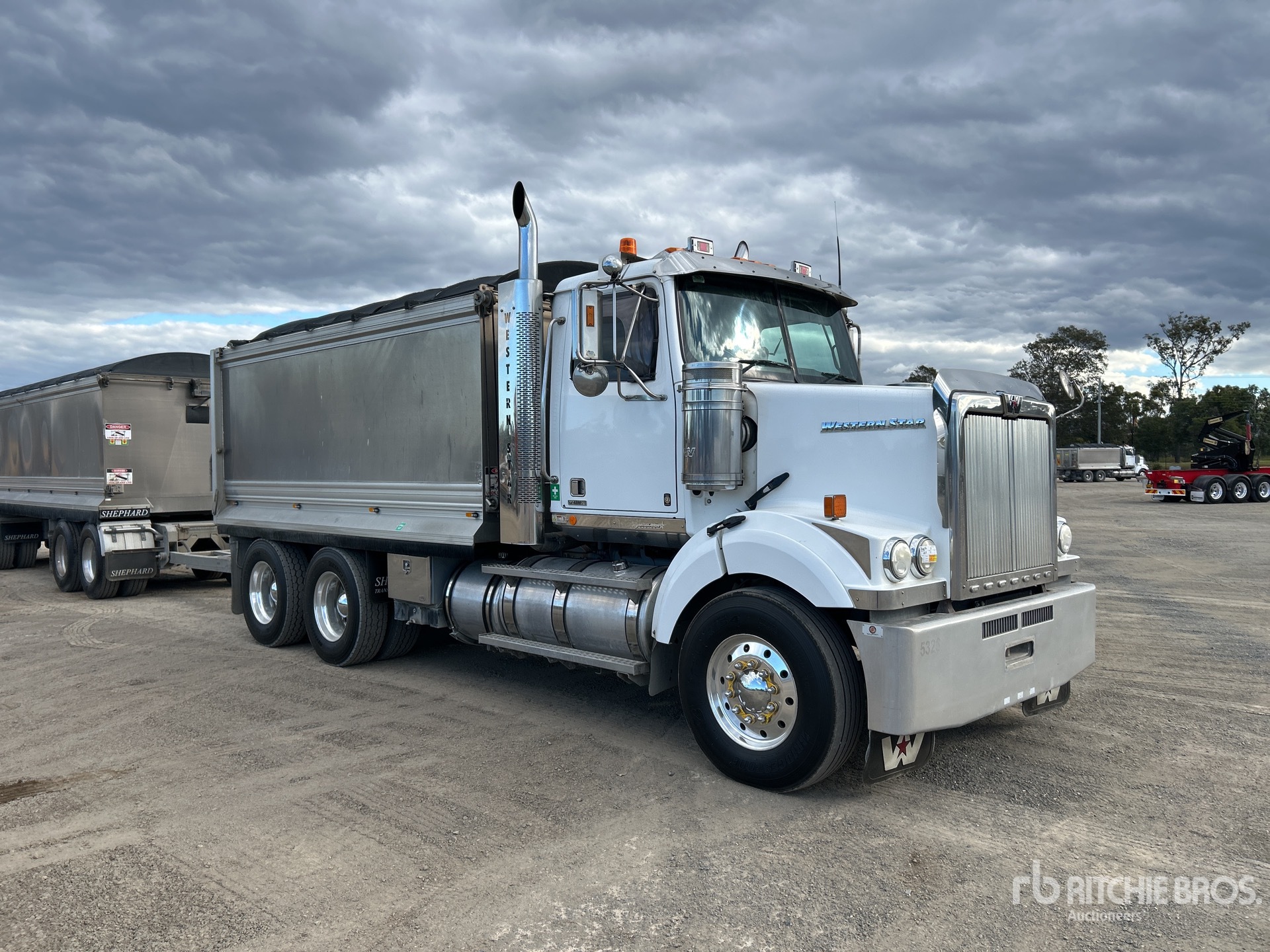 2017 Western Star 4800FS/2