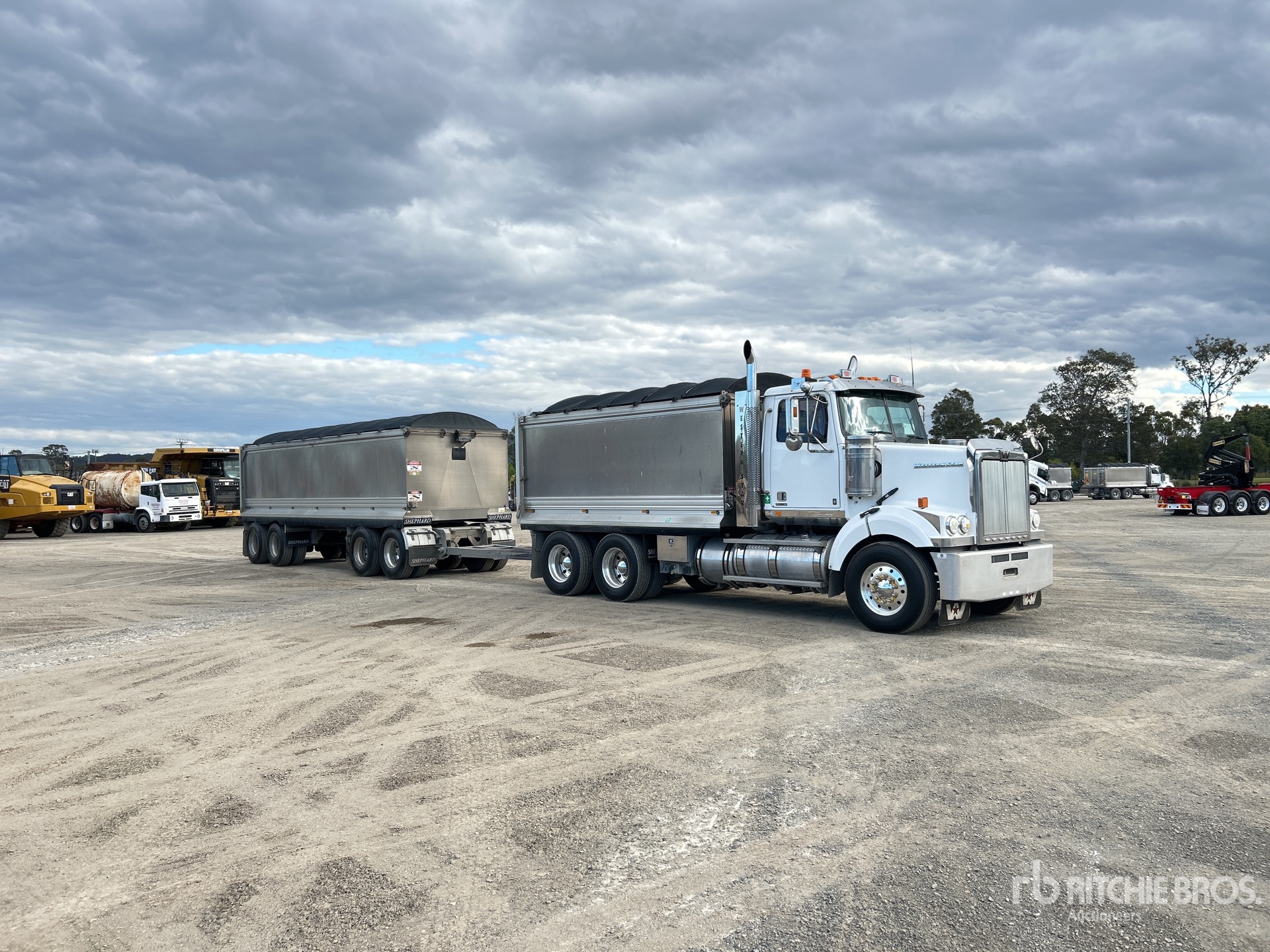 2017 Western Star 4800FS/2