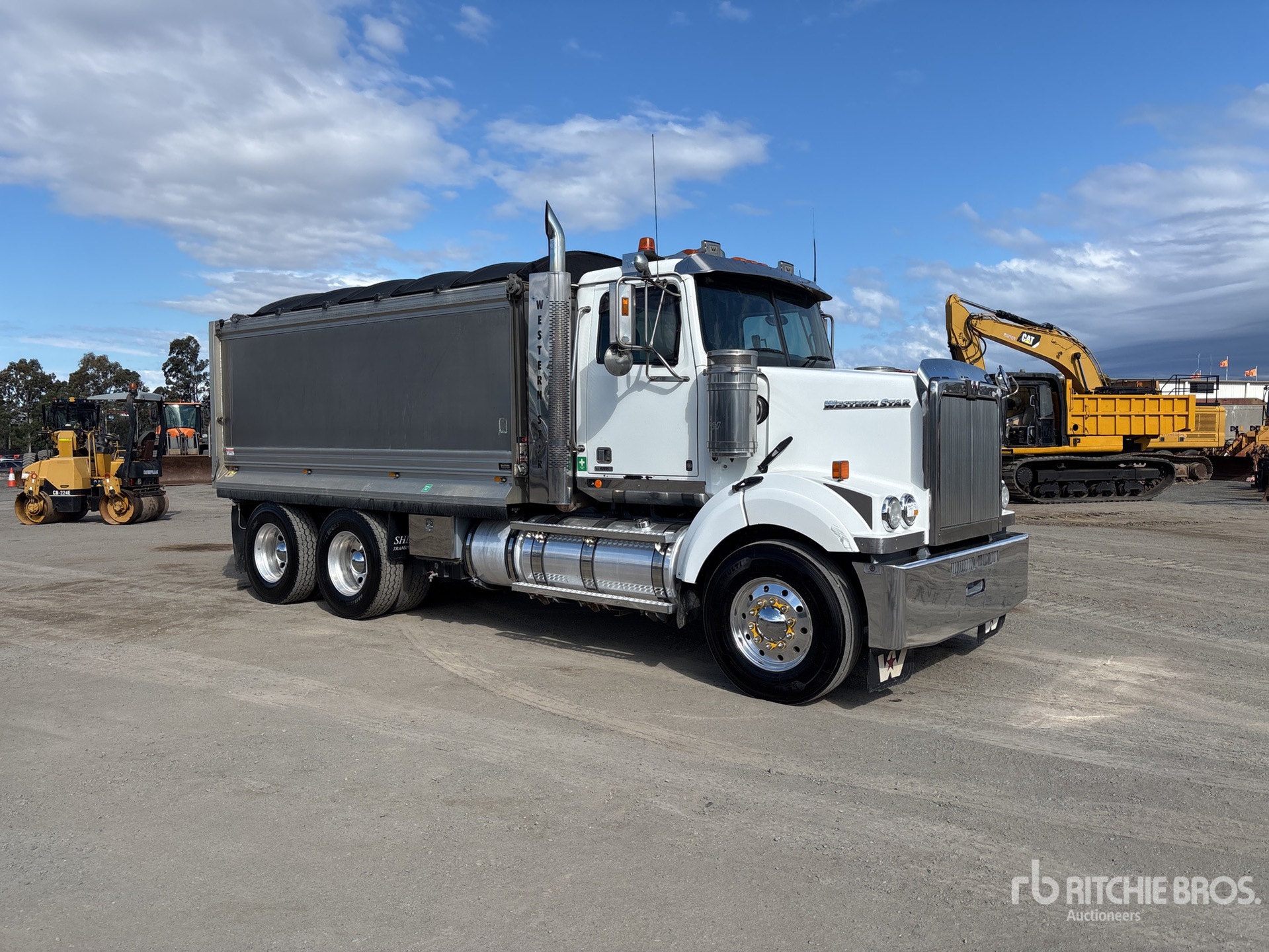 2017 Western Star 4800