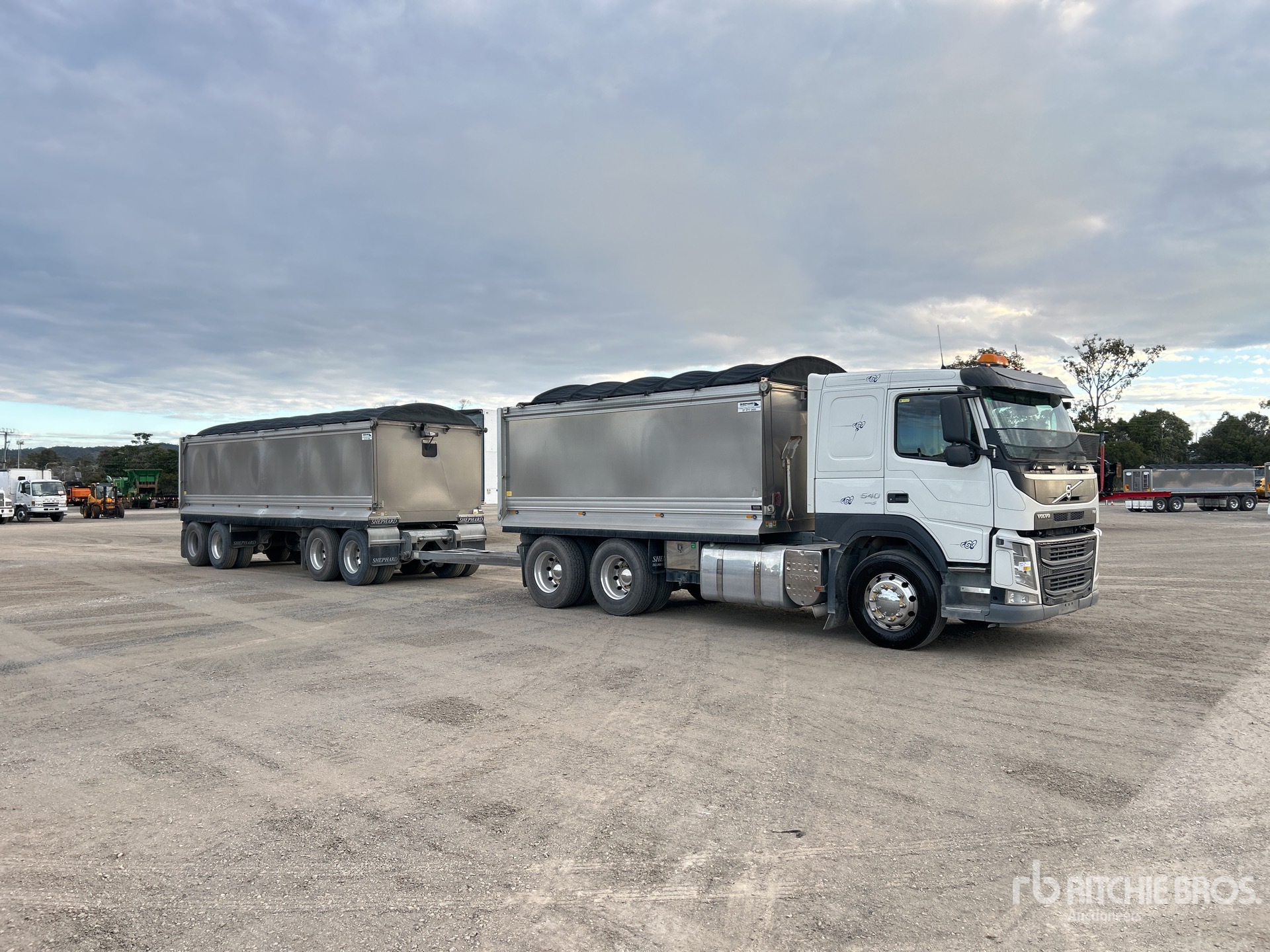 2019 Volvo FM540