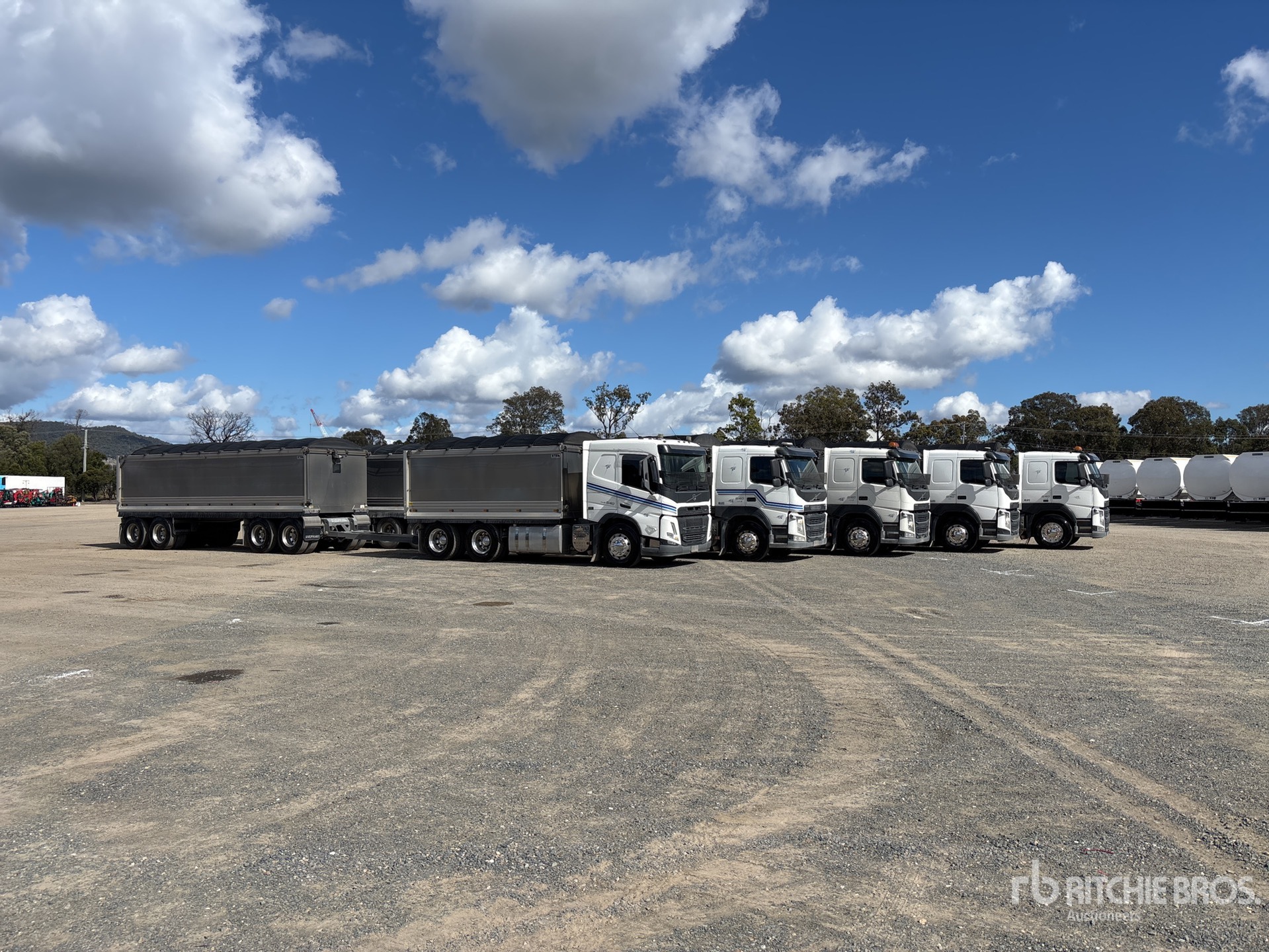2021 Volvo FM540