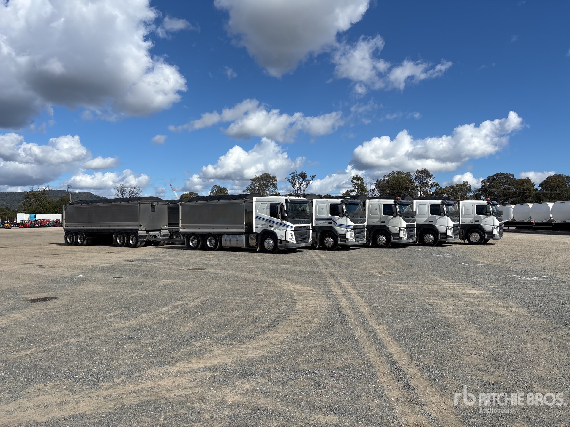 2021 Volvo FM540