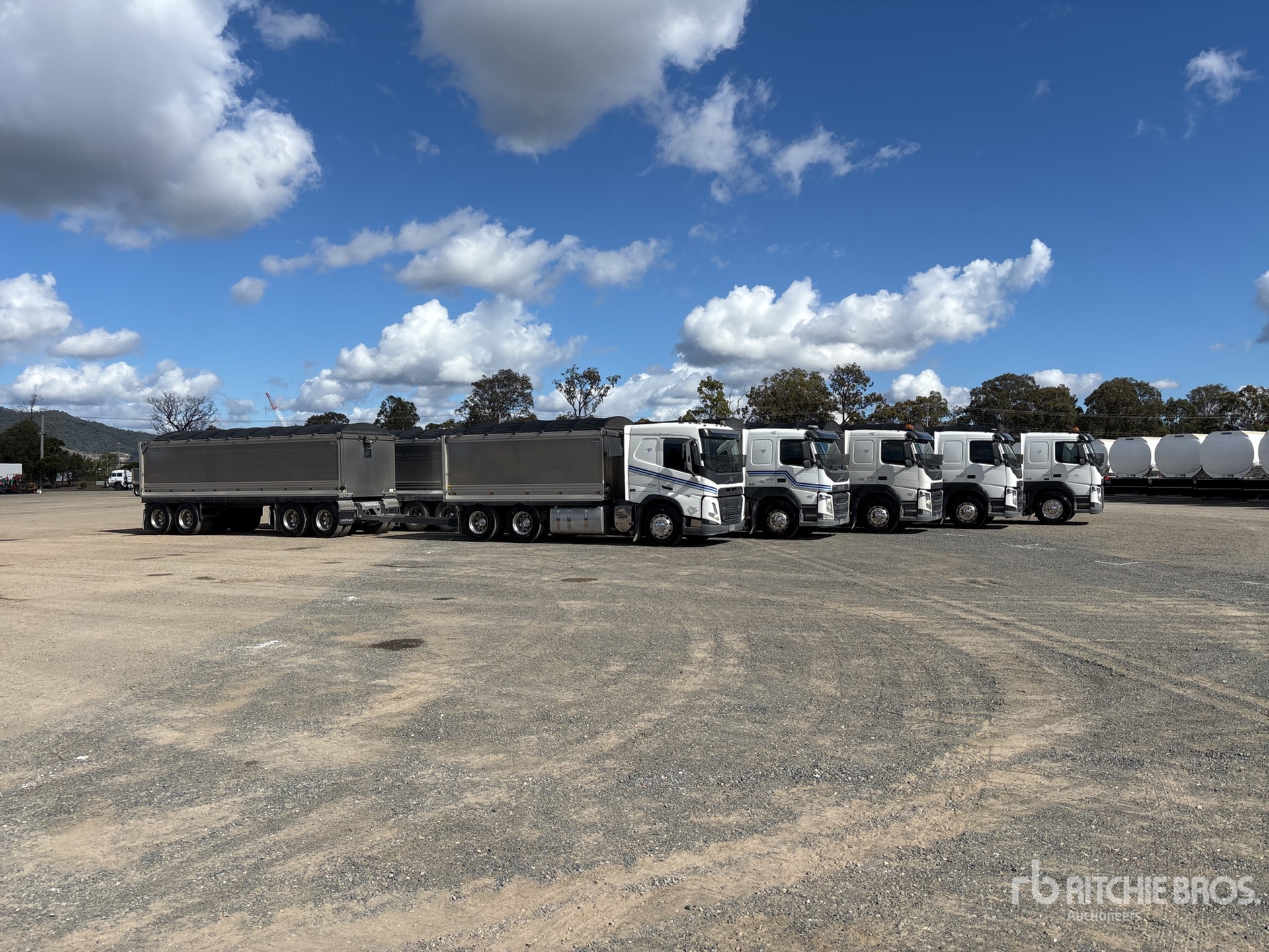 2021 Volvo FM540