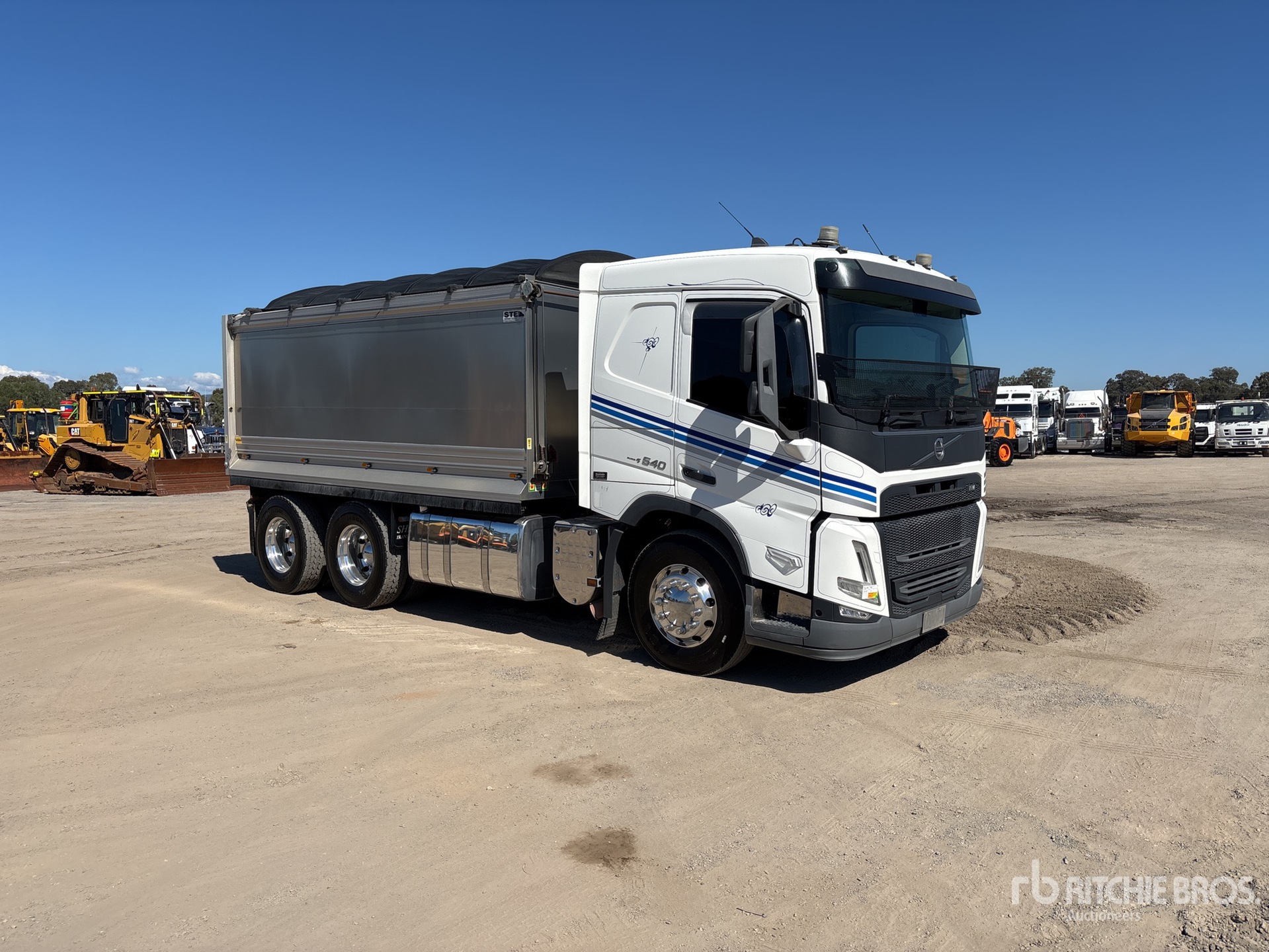 2021 Volvo FM540