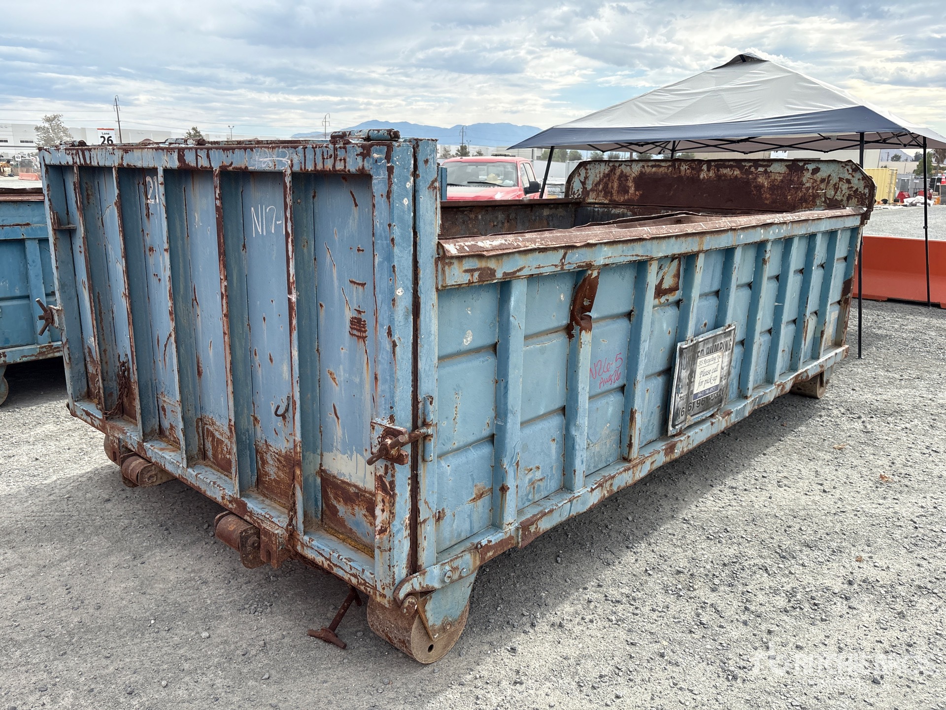 General Appearance with Picture, Right Rear Corner