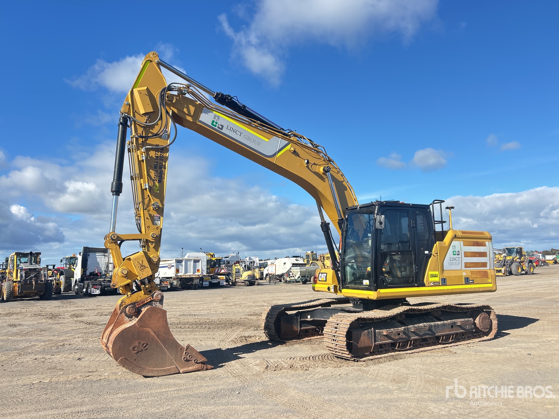 2018 Caterpillar 320