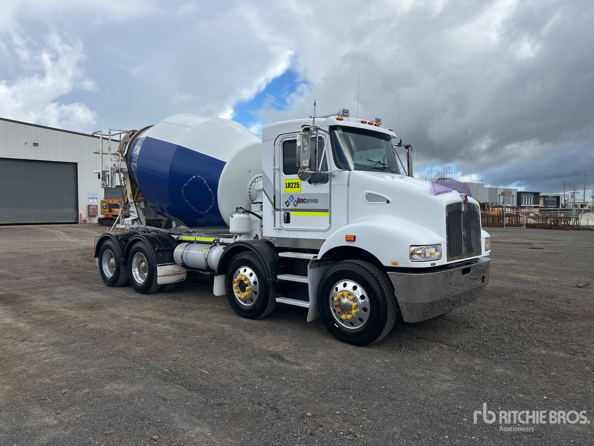 Photo of a 2016 Kenworth T359