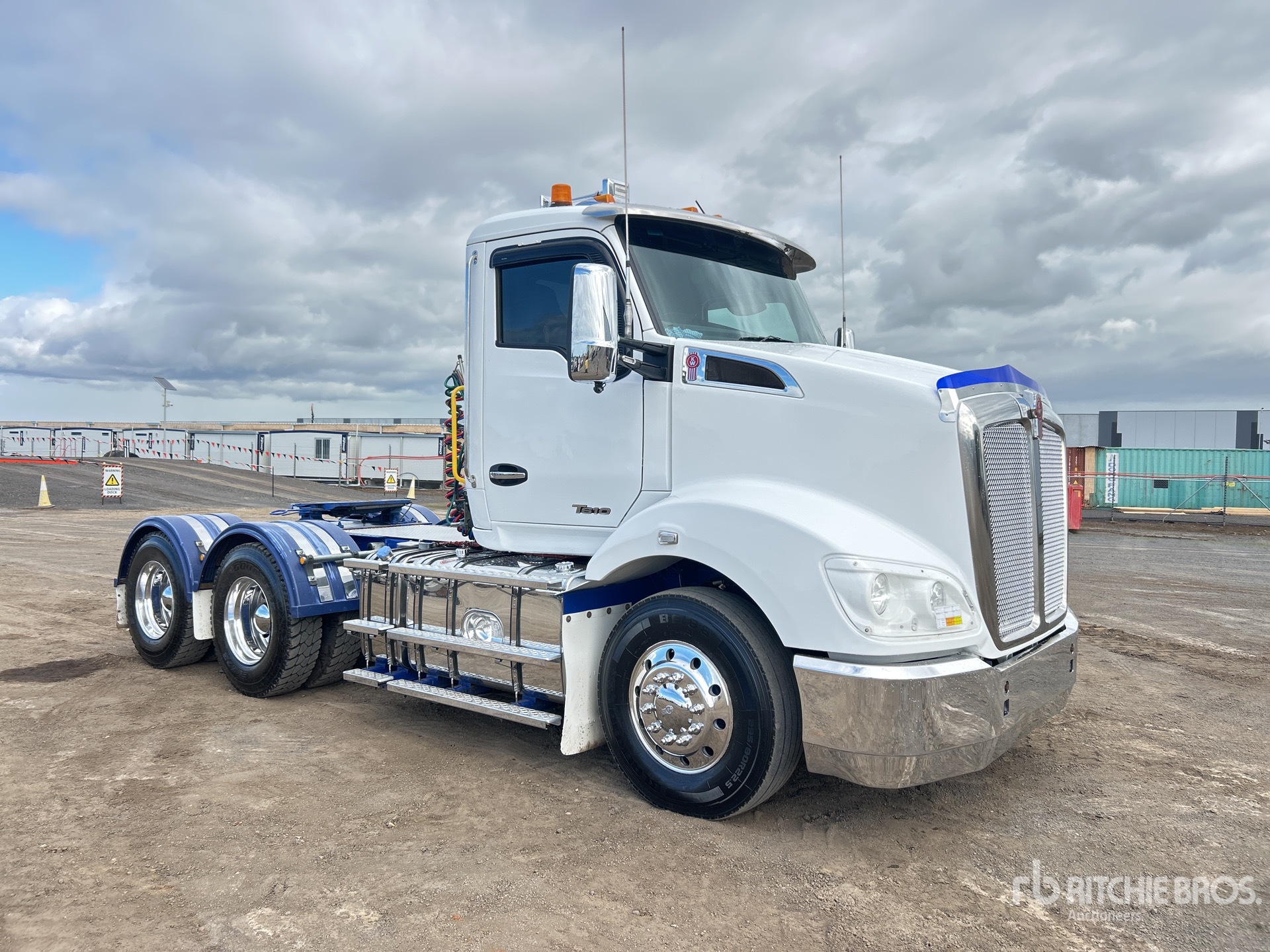 2023 Kenworth T610