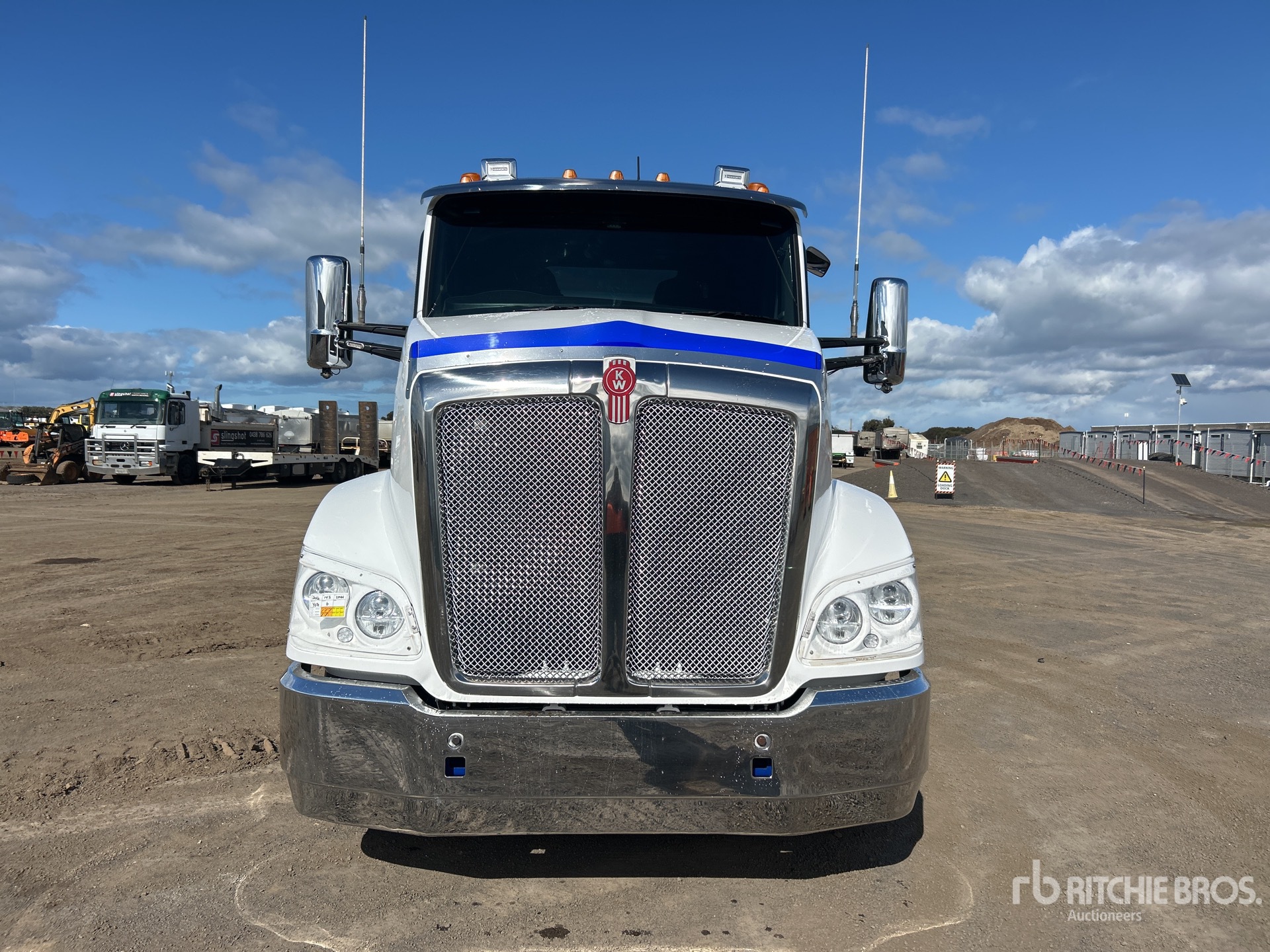 2023 Kenworth T610
