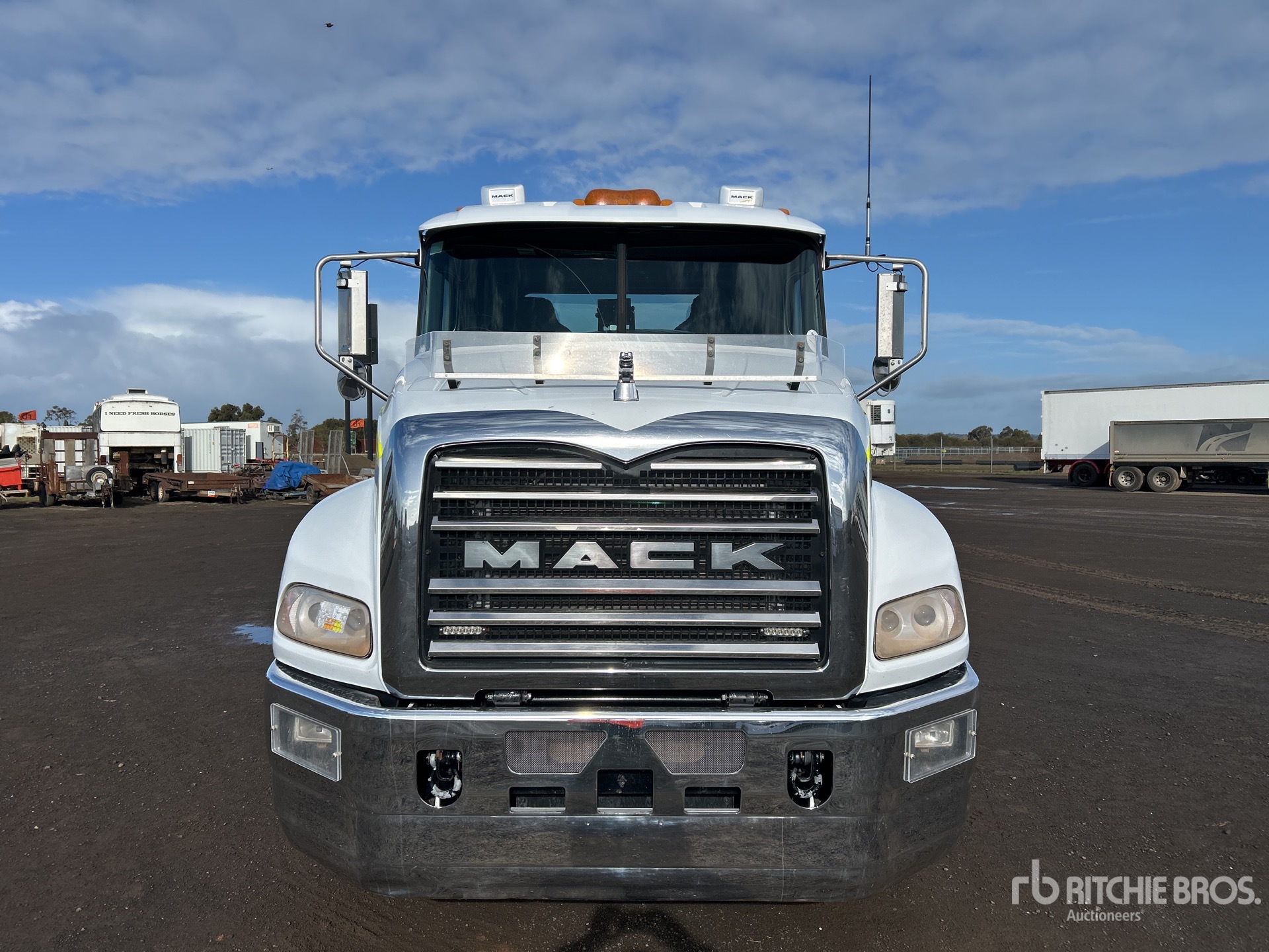 2021 Mack CMMR GRANITE