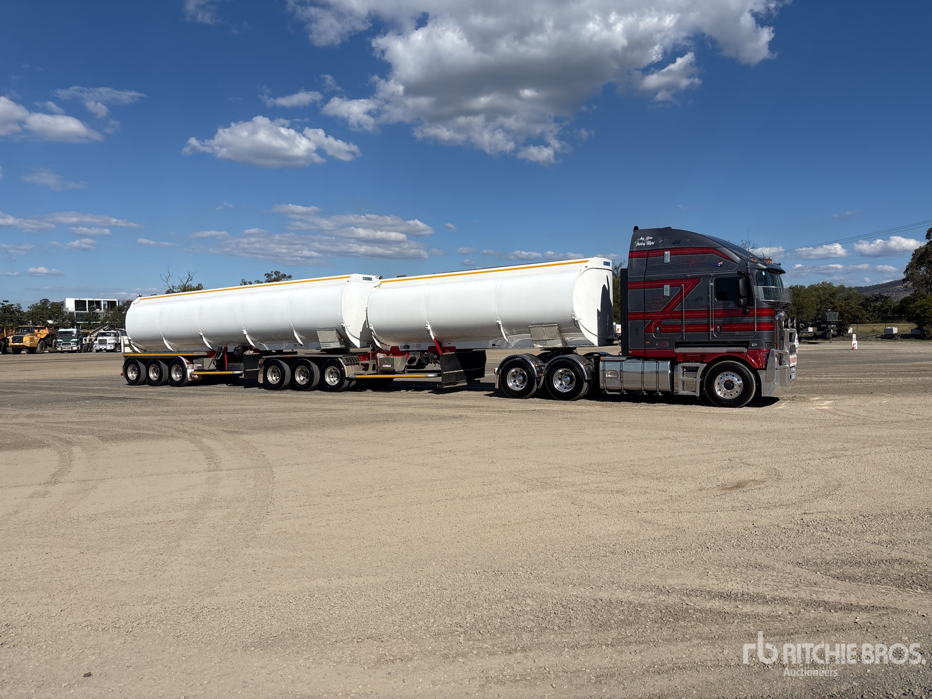 2024 Kenworth K220