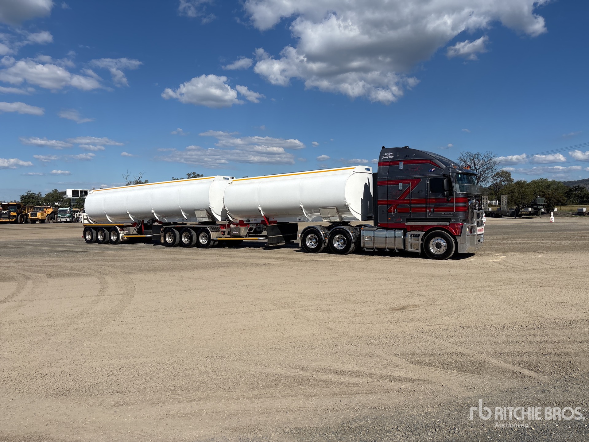 2024 Kenworth K220