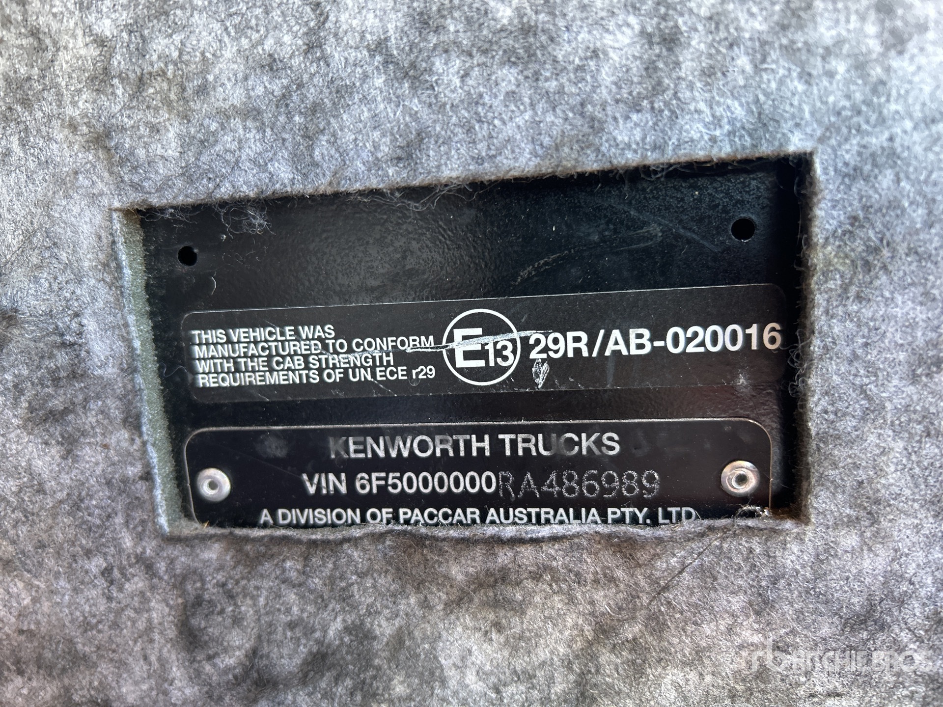 2024 Kenworth K220