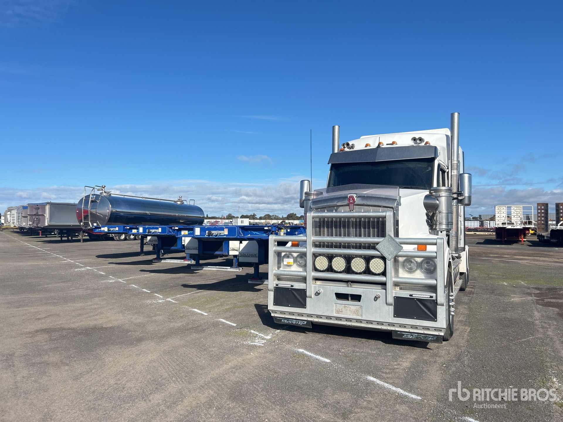 2020 Kenworth T610SAR