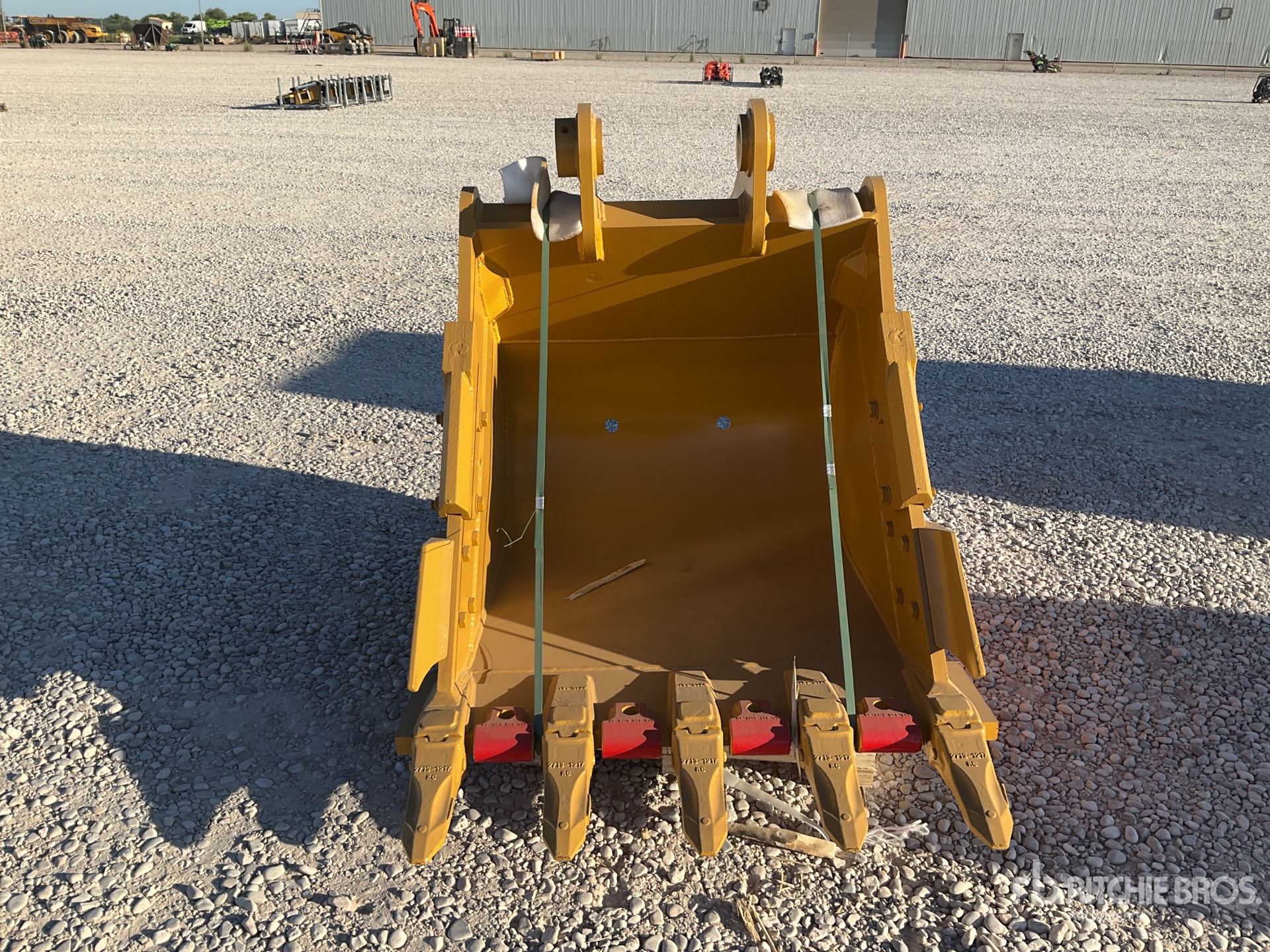 2026 TOFT CAT320