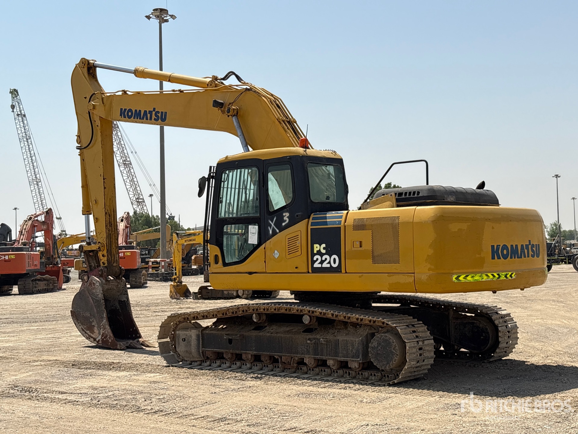 2012 Komatsu PC220-7