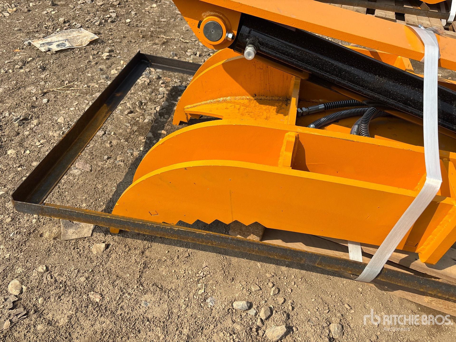 2026 Handy HET320
