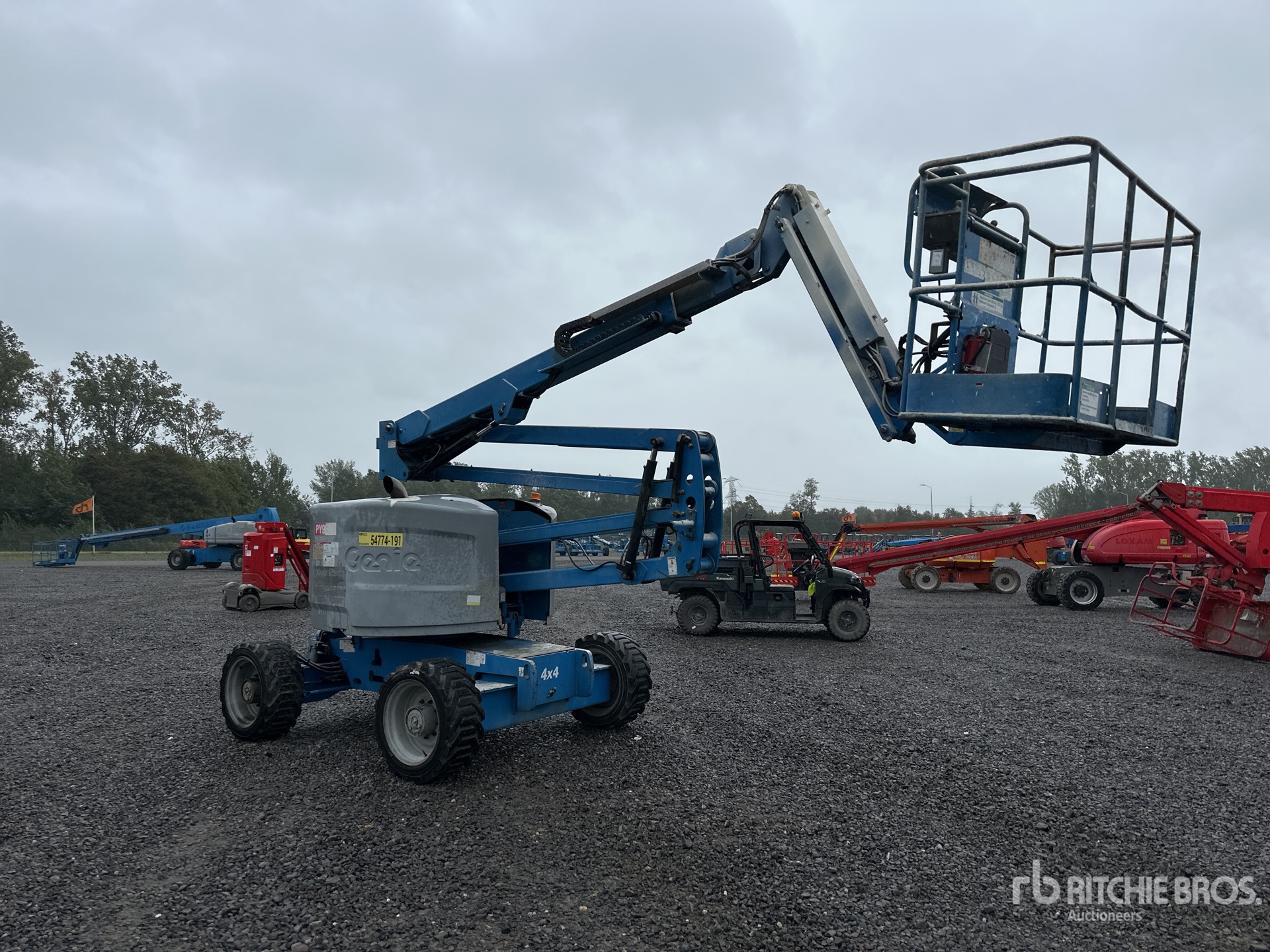 2013 Genie Z-45/25J
