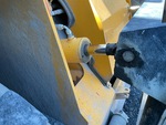 Hydraulics with Mast Tilt Cylinders