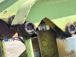 Hydraulics with Apron Lift Cylinders