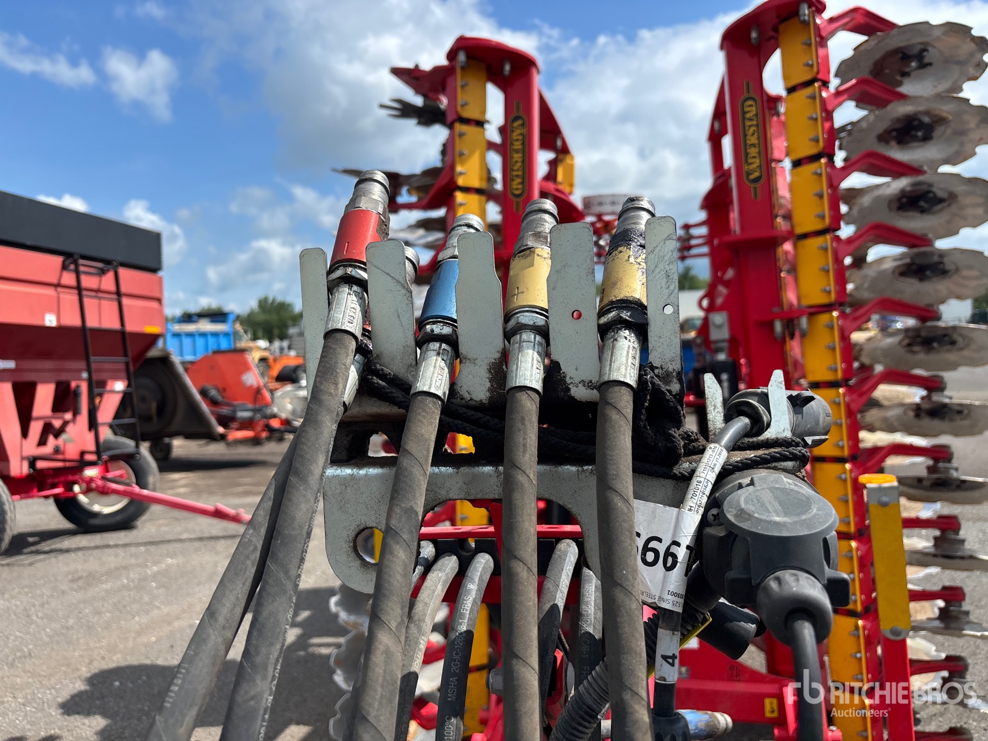 2022 Vaderstad CARRIER XL 525