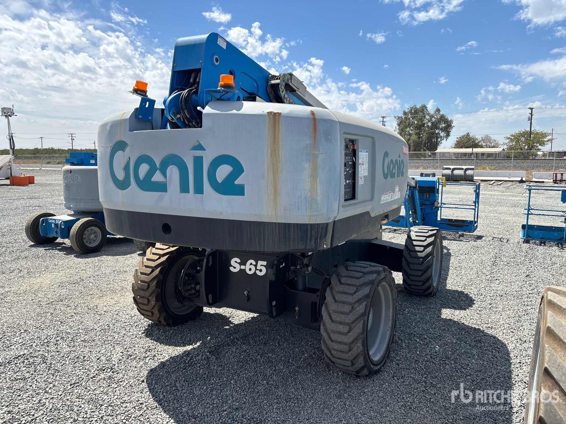 2018 Genie S-65