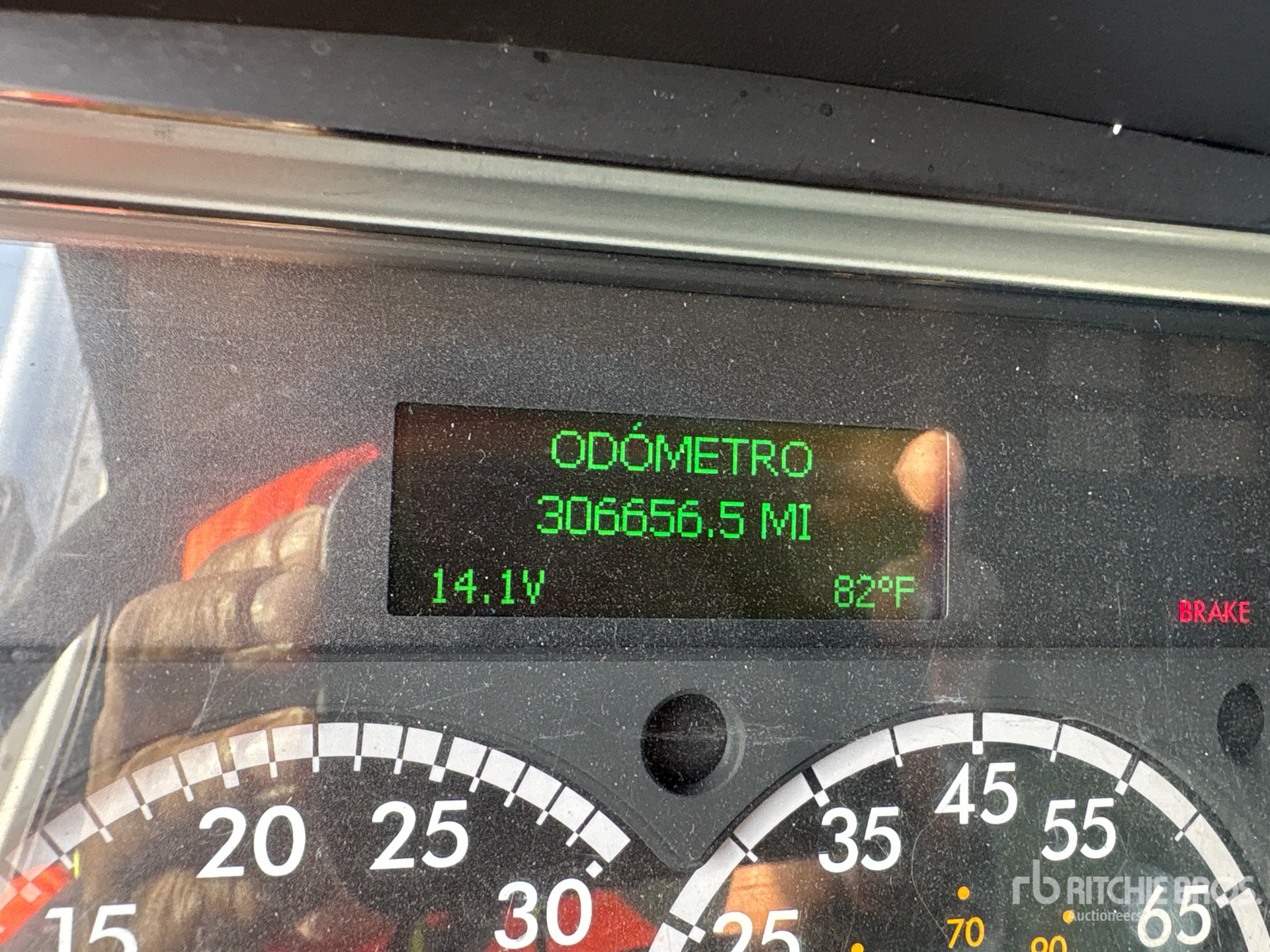 2019 Freightliner M2 106