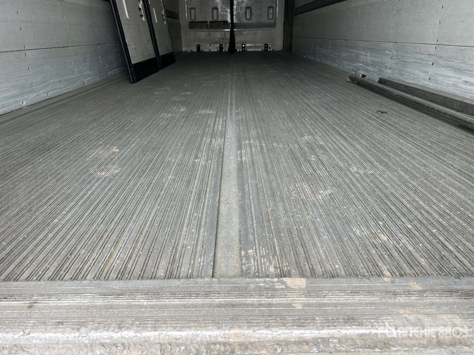 2014 Great Dane 28 ft T/A