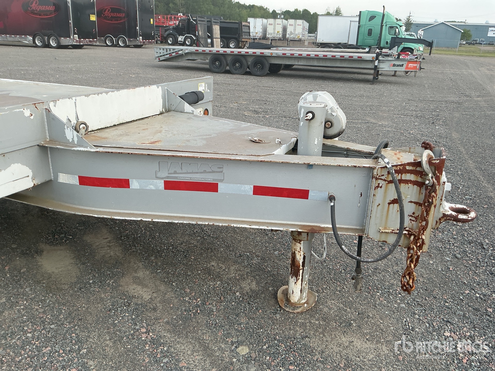 2004 Eager Beaver 18160 lb 27 ft T/A