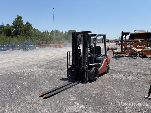 2018 Toyota 8fdu25 4500 Lb Pneumatic Tire Forklift