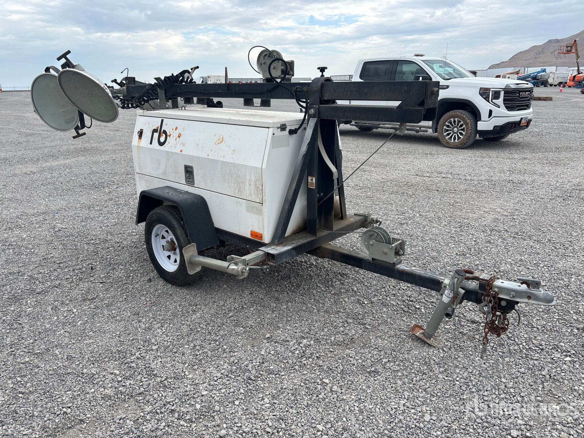 General Appearance with Picture, Right Front Corner