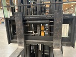 Chassis Lift with Side Shift