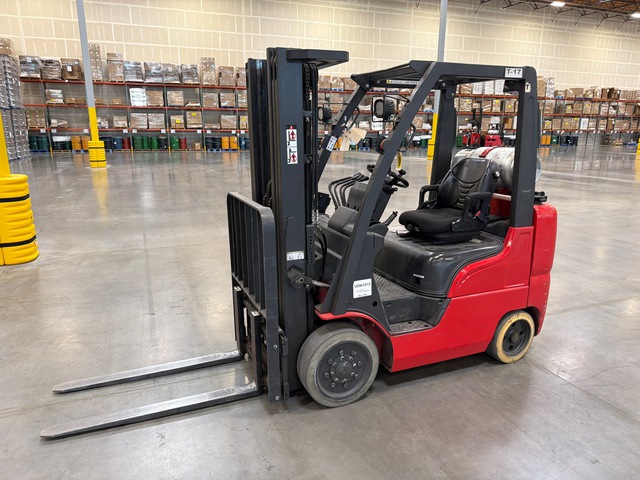 2015 Nissan CF50LP 8750 lb Cushion Tire Forklift