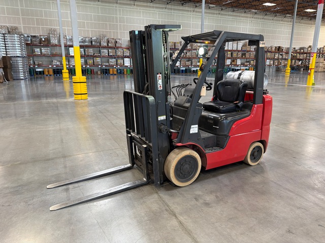 2015 Nissan CF50LP 8570 lb Cushion Tire Forklift