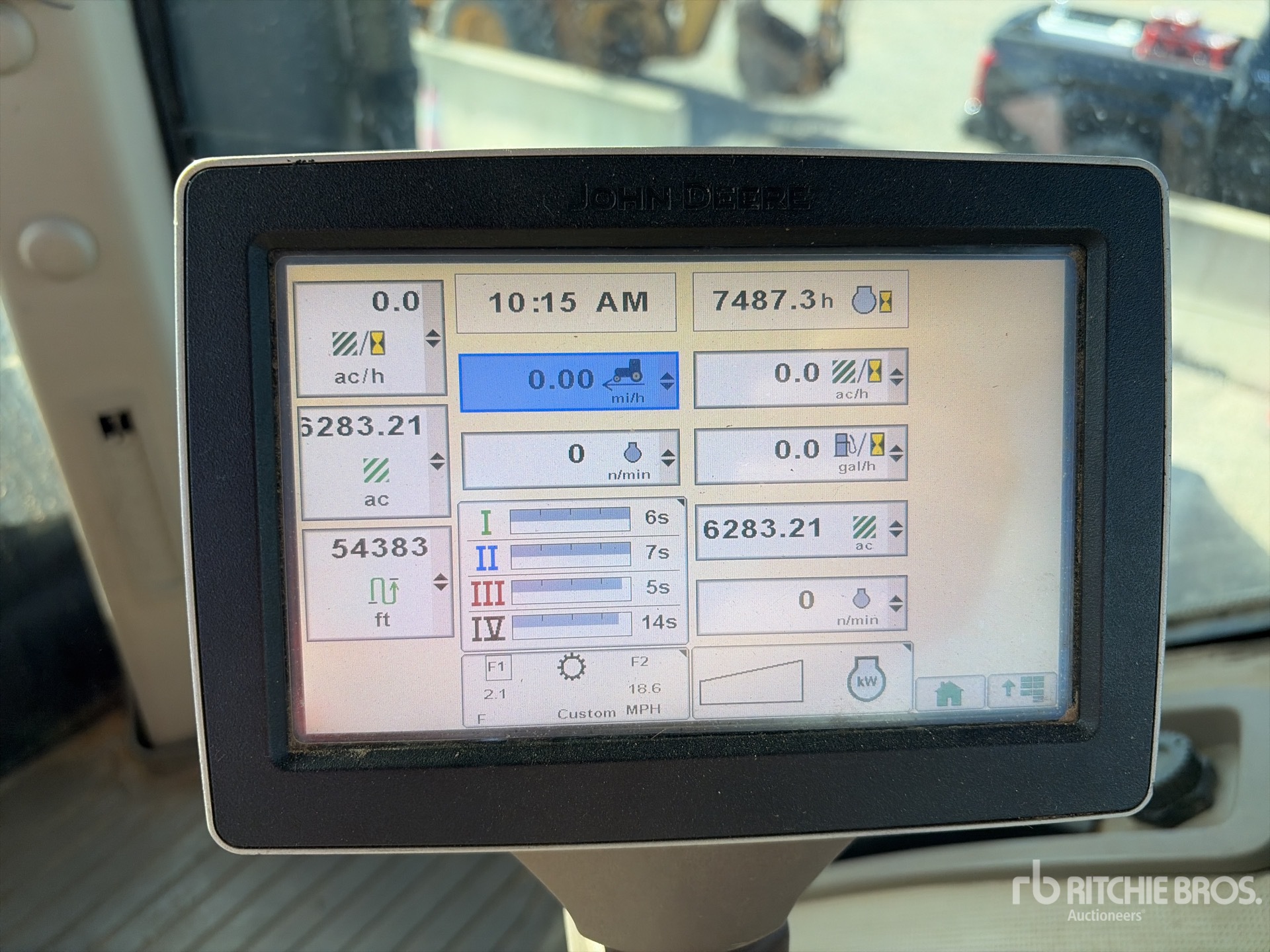 2013 John Deere 9560R