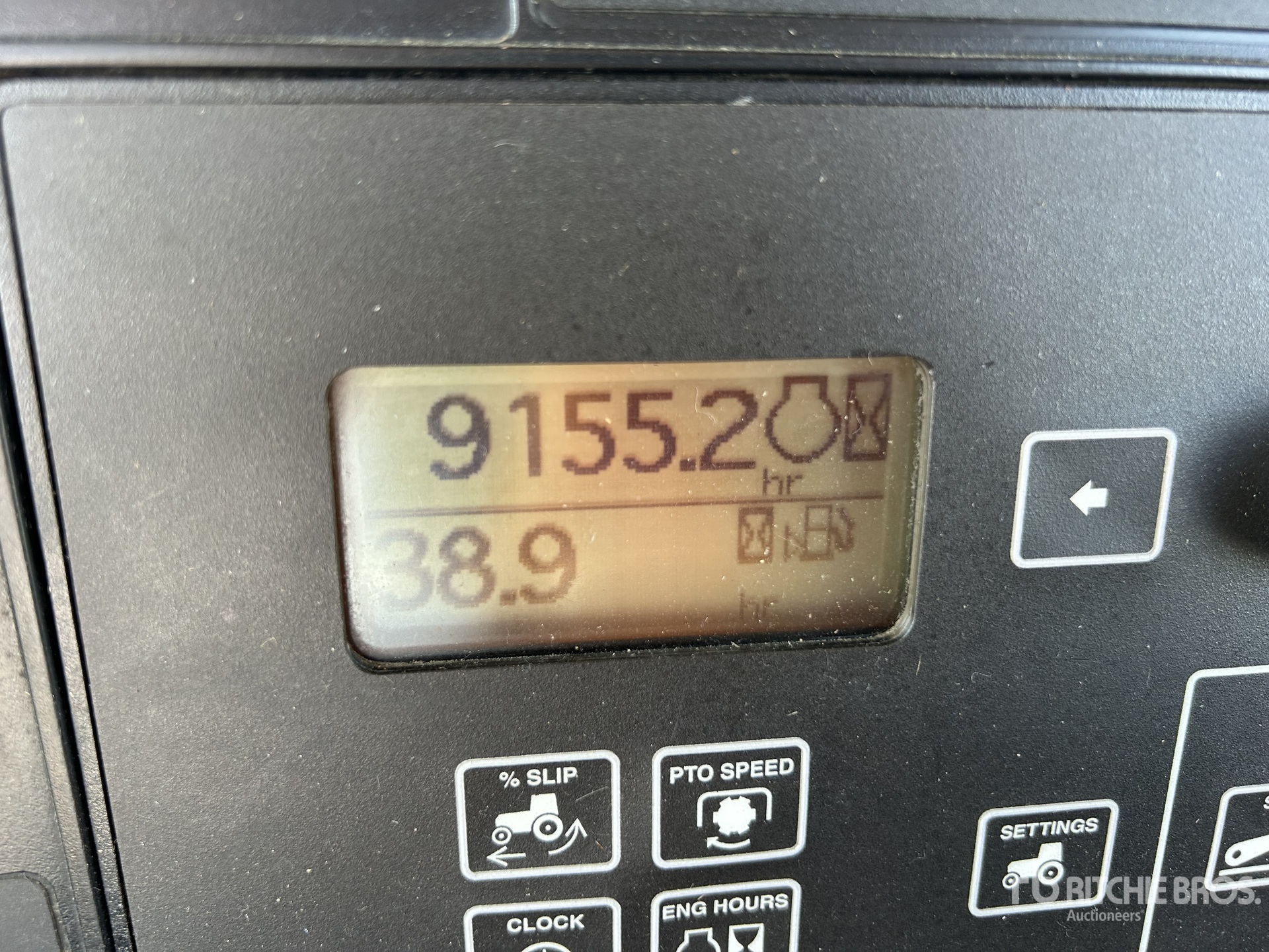 2011 John Deere 7930