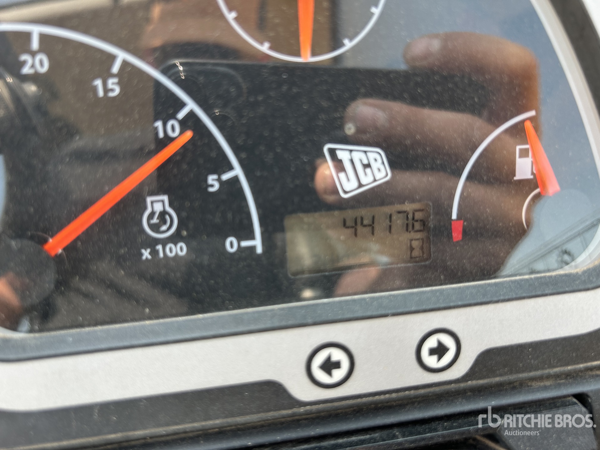 General Appearance with Hour Meter / Odometer