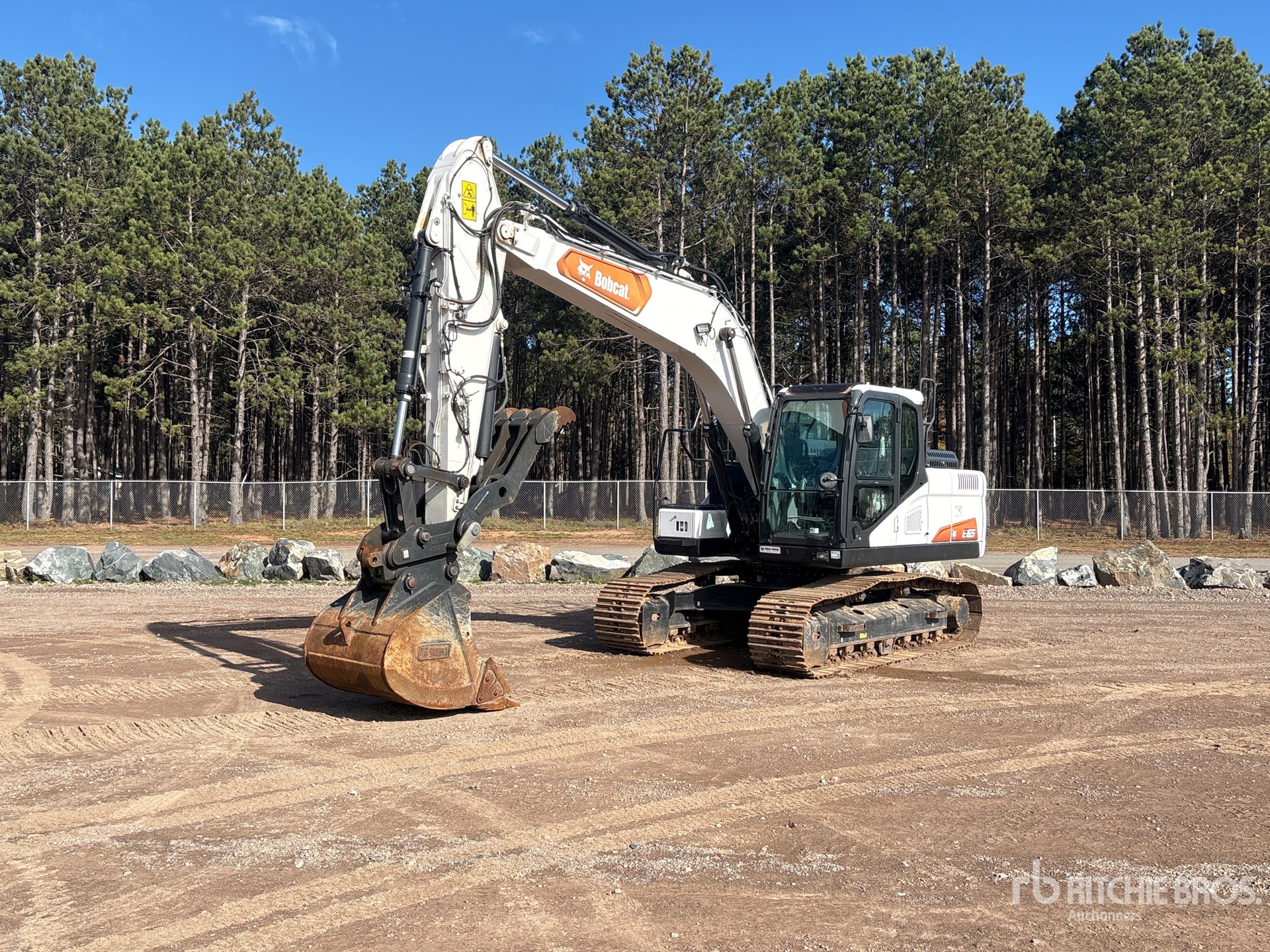 2023 Bobcat E165