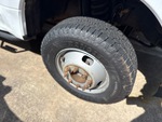 Underbody with Right Steer Tire