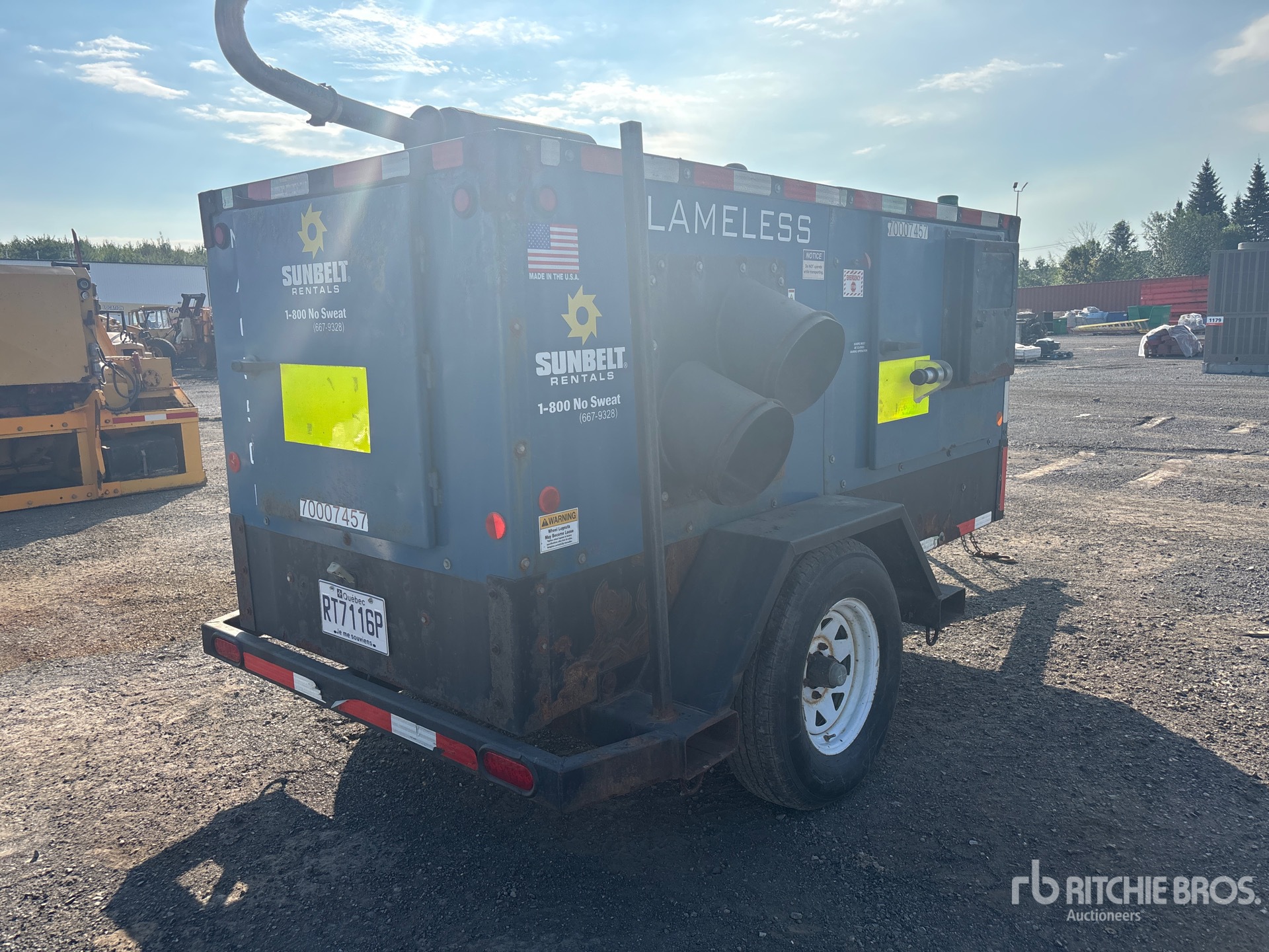 General Appearance with Picture, Right Rear Corner