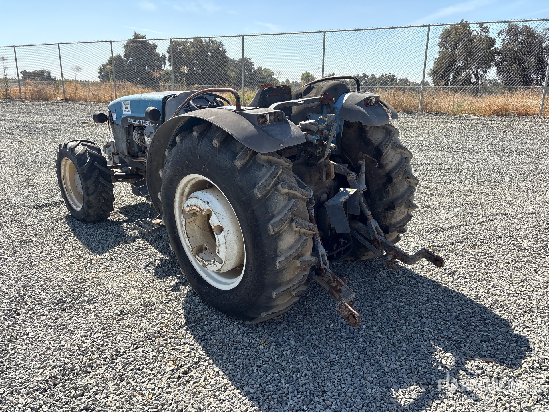2000 New Holland TN90F