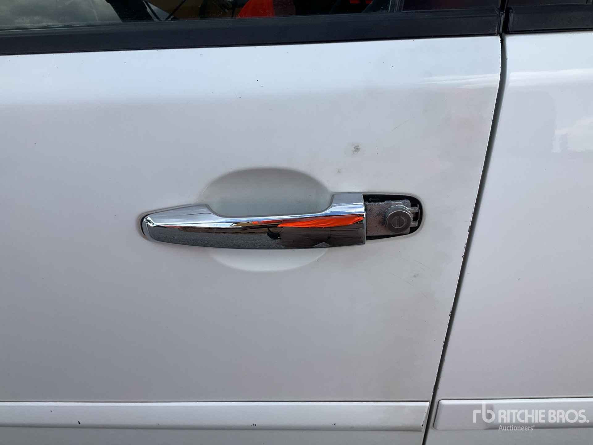 2012 Mitsubishi MONTERO