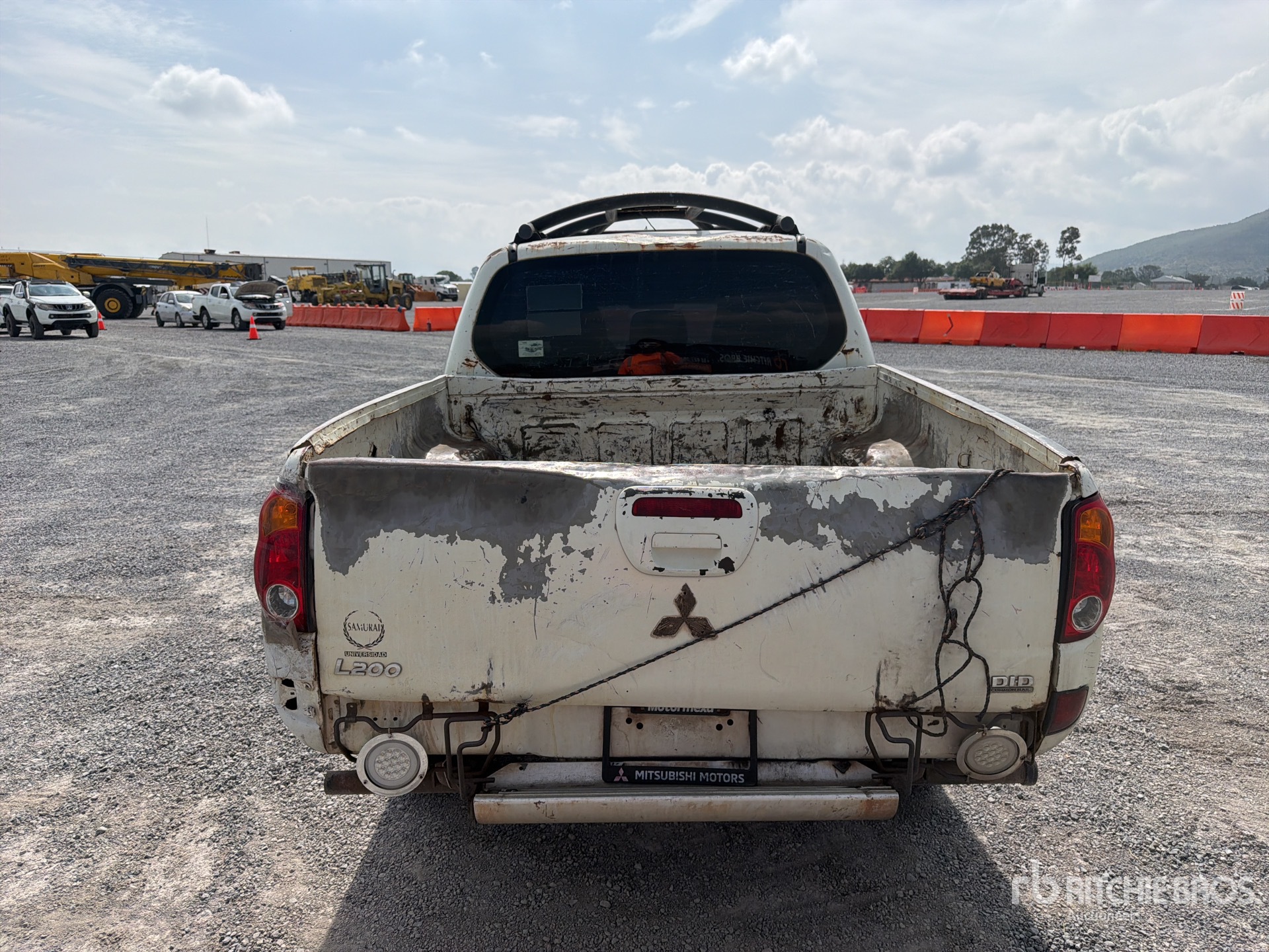 2012 Mitsubishi L200