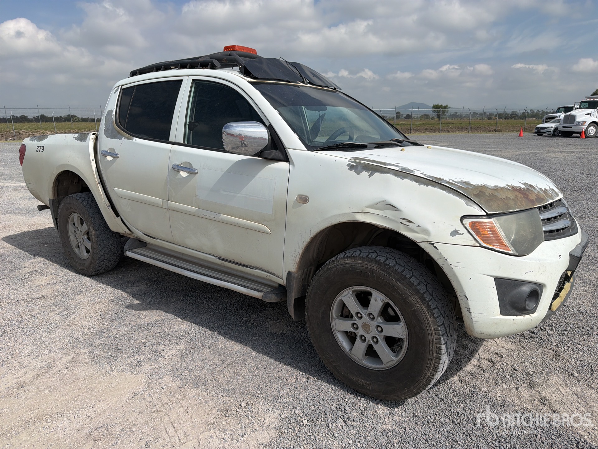 2012 Mitsubishi L200