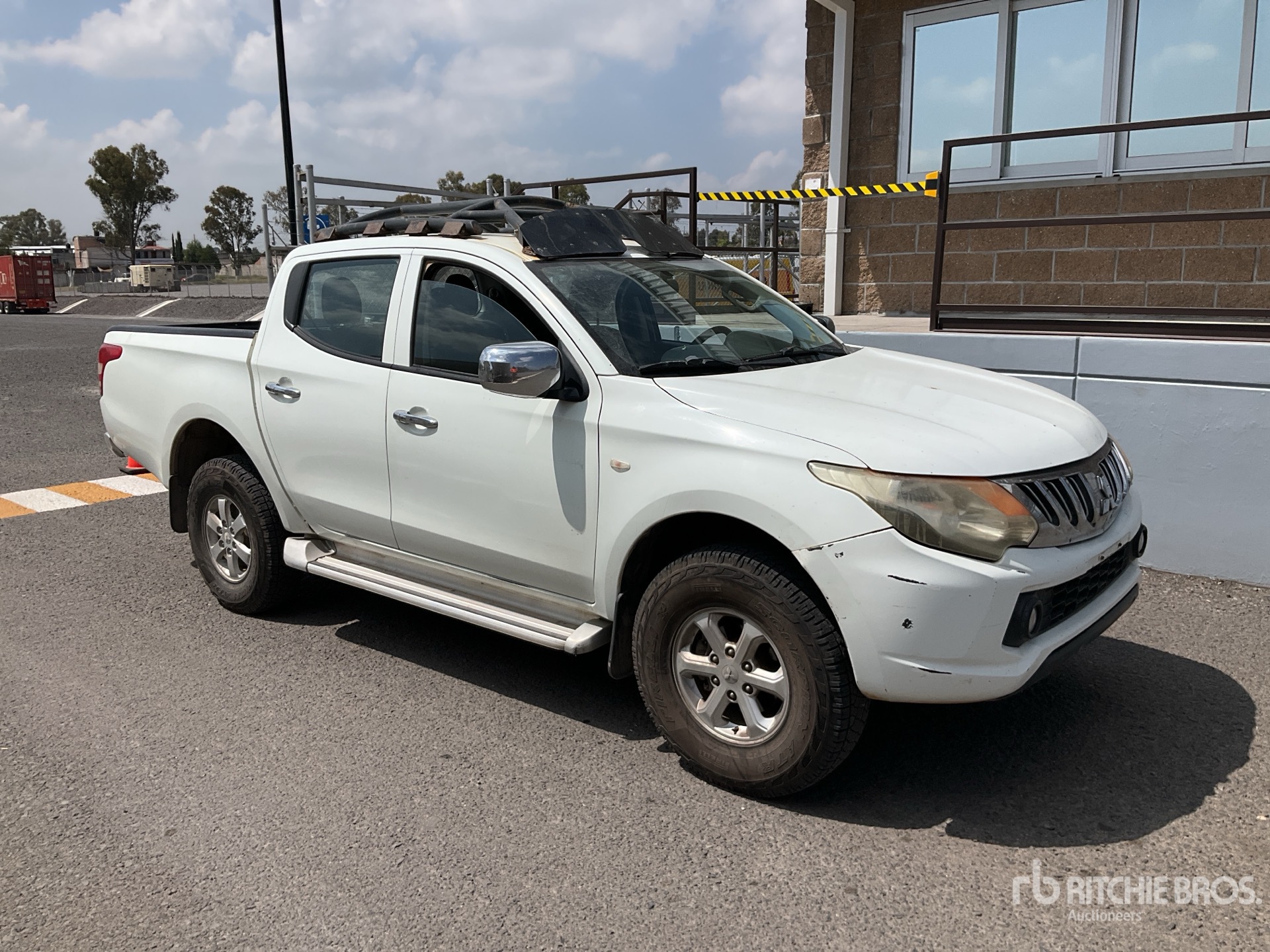 2017 Mitsubishi L200