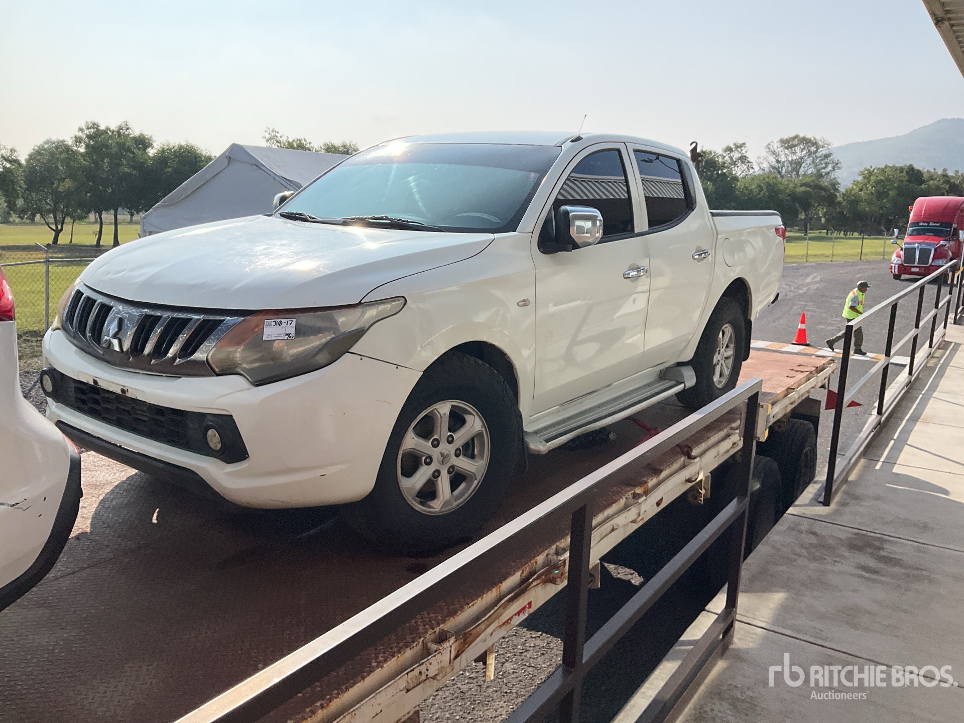 2017 Mitsubishi L200